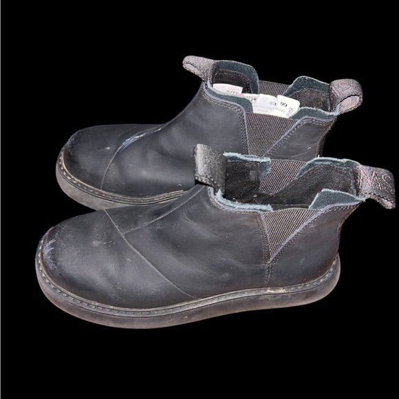 TOMS Alpargata Mallow Round Toe Pull On Womens Black Casual Boots 10018988T - Picture 2 of 6